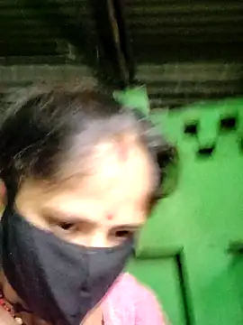 Hot-ilaiy online show from September 2025 10:10:02 PM