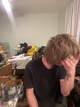 XanderOzzz online show from March 2026 08:26:33 AM