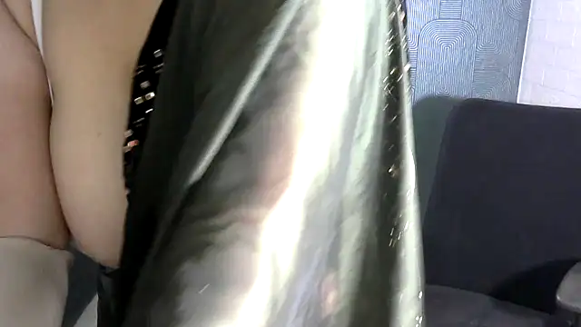 Snapshot of sexy_indianboobs chatting on December 2024 03:42:01 PM sexy indianboobs online show from December 2024 03:42:01 PM