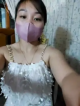 Snapshot of Laurie369 chatting on September 2025 04:01:02 PM Laurie369 online show from September 2025 04:01:02 PM