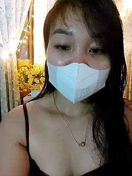 Snapshot of Laurie369 chatting on October 2025 04:02:01 PM Laurie369 online show from October 2025 04:02:01 PM