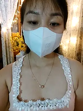 Snapshot of Laurie369 chatting on October 2025 03:41:01 PM Laurie369 online show from October 2025 03:41:01 PM