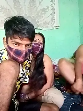 LoveOnStream online show from November 2025 04:22:02 AM