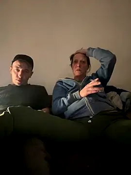 Snapshot of parka999 chatting on October 2025 08:31:02 PM parka999 online show from October 2025 08:31:02 PM