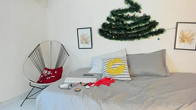  Miaa khalifa  online show from December 2025 01:16:01 PM