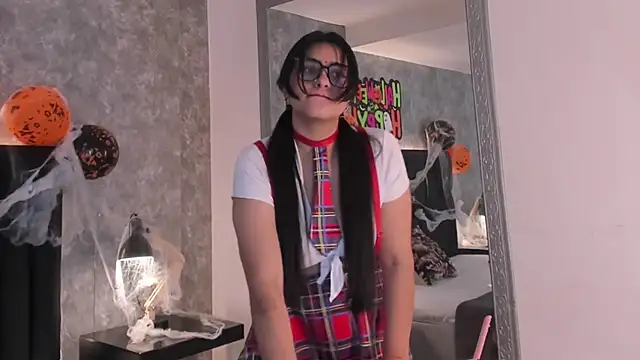 crystaldarliing online show from October 2025 03:35:02 PM