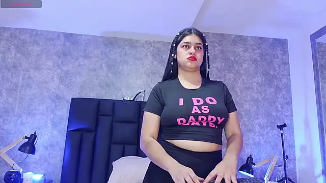 crystaldarliing online show from April 2026 05:08:02 PM