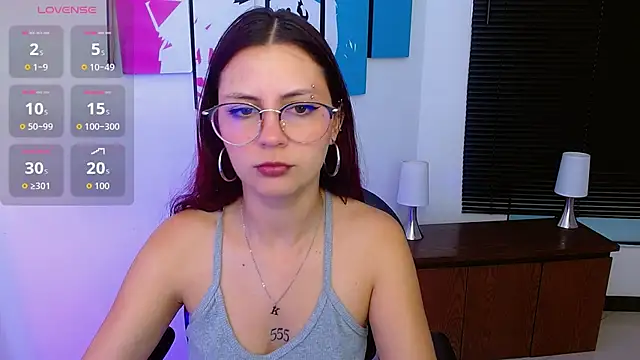 Snapshot of AlanaGarcia19 chatting on October 2025 11:47:01 AM AlanaGarcia19 online show from October 2025 11:47:01 AM