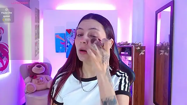 Snapshot of AlanaGarcia19 chatting on December 2025 11:58:02 AM AlanaGarcia19 online show from December 2025 11:58:02 AM