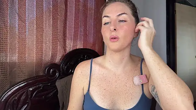 sexylittlefriend online show from April 2026 03:24:01 PM