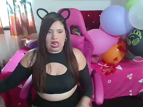 Snapshot of rous-kinky chatting on November 2025 01:29:02 PM rous-kinky online show from November 2025 01:29:02 PM