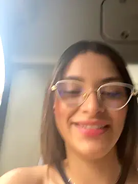 Hannacooper3 online show from November 2025 06:56:02 PM