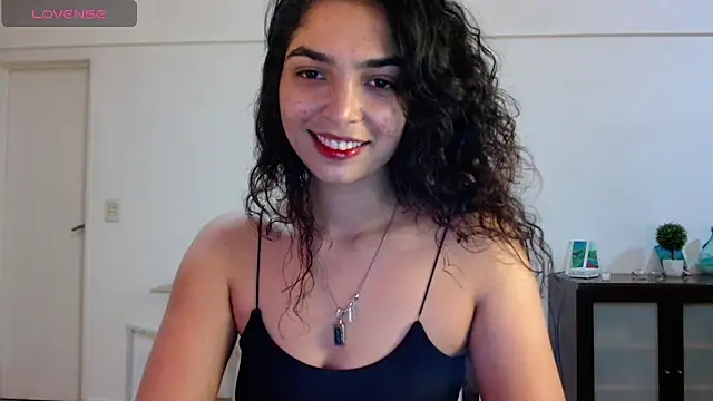 Ariagal online show from November 2025 09:47:02 PM