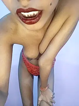 Small Titss online show from April 2026 06:40:01 AM