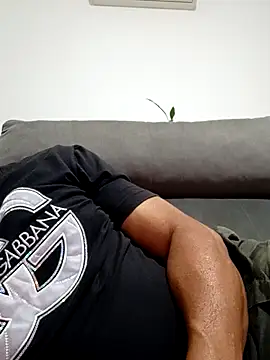 Snapshot of Binhocrs chatting on November 2025 01:49:02 AM Binhocrs online show from November 2025 01:49:02 AM