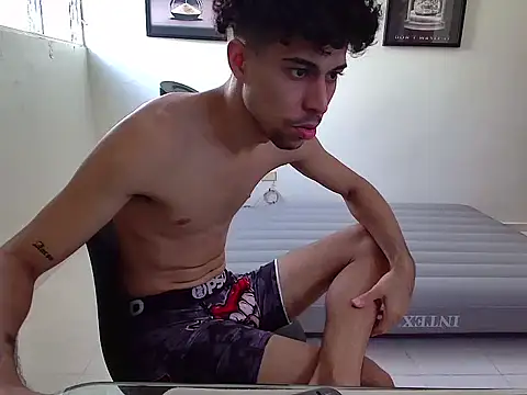 Dollarhot30 online show from November 2025 04:28:02 PM