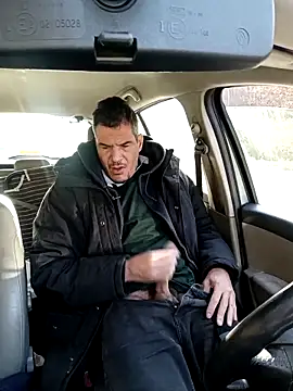 twitshe online show from November 2025 09:08:01 AM