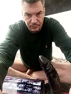 twitshe online show from November 2025 02:50:02 PM