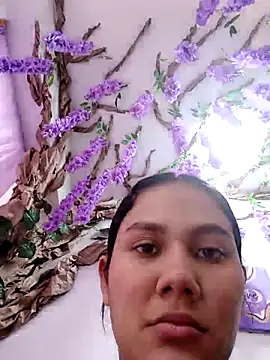 Snapshot of burbuja02 chatting on November 2025 02:17:01 PM burbuja02 online show from November 2025 02:17:01 PM