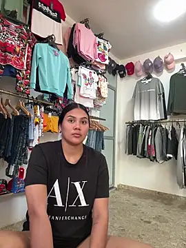 burbuja02 online show from April 2026 02:43:01 PM