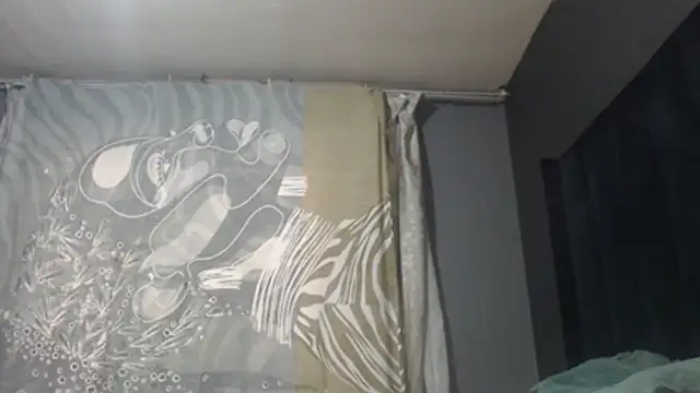 SEXYHUGEASS21 online show from April 2026 01:38:02 PM