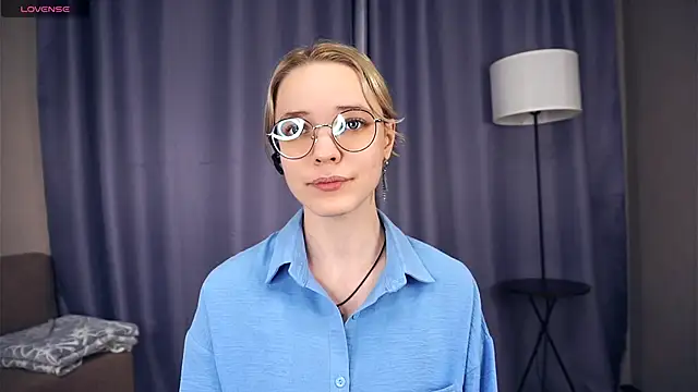 EdaKirkIin online show from September 2025 04:18:01 PM