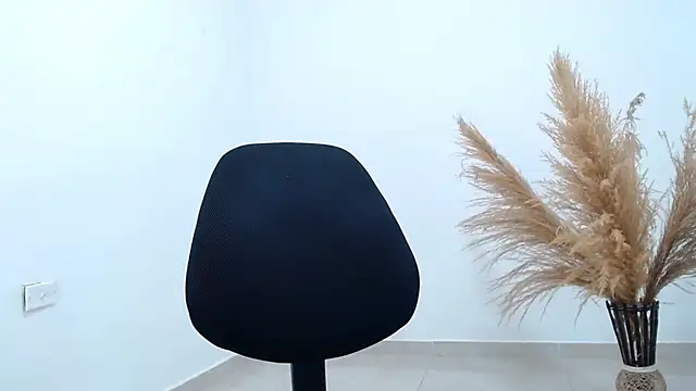 Snapshot of liambolt chatting on February 2026 01:13:02 AM liambolt online show from February 2026 01:13:02 AM