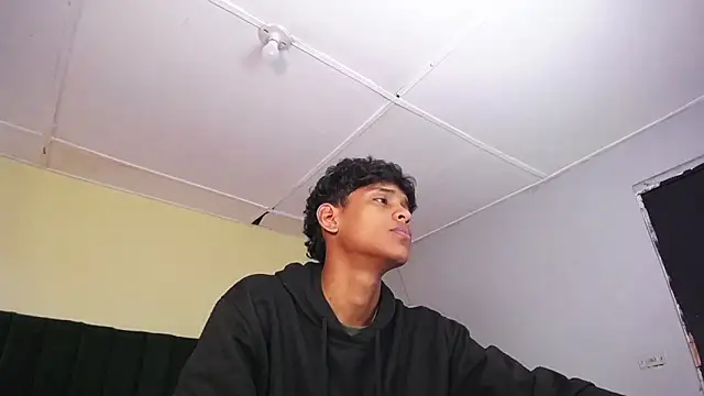 Snapshot of jhos_padill chatting on September 2025 01:35:01 PM jhos padill online show from September 2025 01:35:01 PM