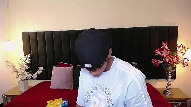 Snapshot of jhos_padill chatting on November 2025 01:21:02 PM jhos padill online show from November 2025 01:21:02 PM