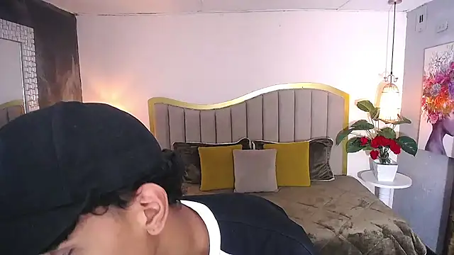 Snapshot of jhos_padill chatting on December 2025 01:38:02 PM jhos padill online show from December 2025 01:38:02 PM