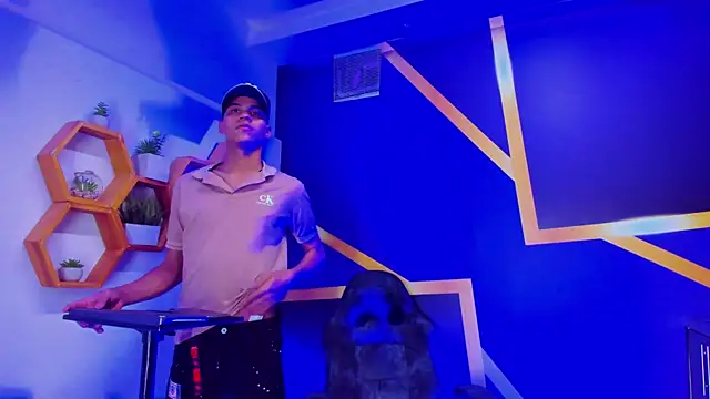 Snapshot of imperial_boys chatting on September 2025 03:50:01 AM imperial boys online show from September 2025 03:50:01 AM