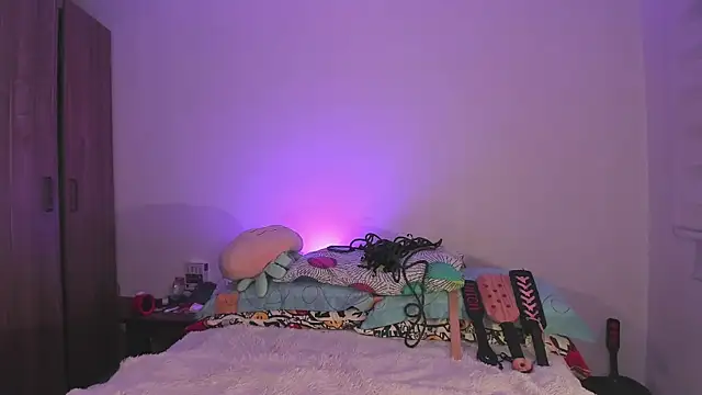 Snapshot of K2xxKrawl chatting on September 2025 10:31:01 PM K2xxKrawl online show from September 2025 10:31:01 PM