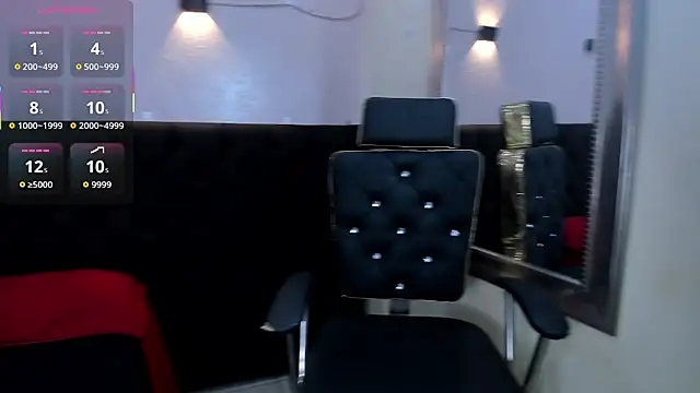 Snapshot of tiiny_emilly chatting on October 2025 08:42:02 PM tiiny emilly online show from October 2025 08:42:02 PM