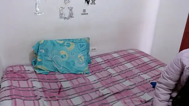 EvaHarryy online show from April 2026 09:31:02 PM