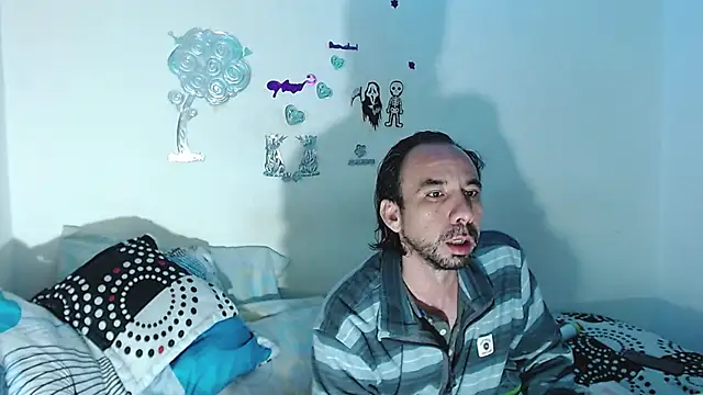 EvaHarryy online show from May 2026 03:00:02 AM