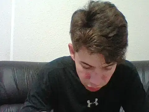 Snapshot of Maxtaylor18 chatting on November 2025 10:09:02 PM Maxtaylor18 online show from November 2025 10:09:02 PM