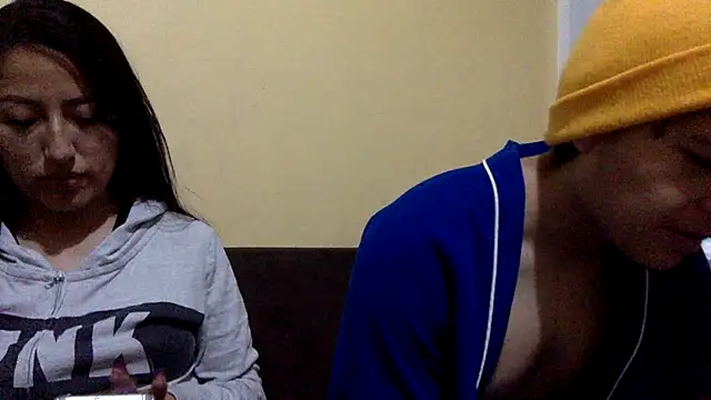 Snapshot of AlbyberCH chatting on November 2025 12:52:02 AM AlbyberCH online show from November 2025 12:52:02 AM