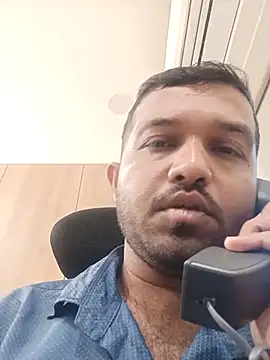 Snapshot of VJ17 chatting on May 2026 06:07:02 AM VJ17 online show from May 2026 06:07:02 AM