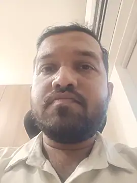 Snapshot of VJ17 chatting on May 2026 10:11:02 AM VJ17 online show from May 2026 10:11:02 AM