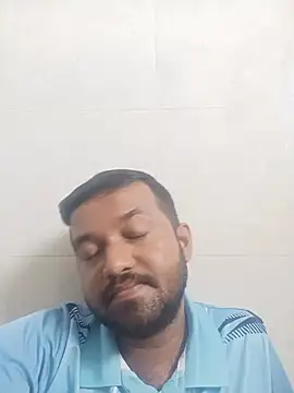 Snapshot of VJ17 chatting on June 2026 08:40:02 AM VJ17 online show from June 2026 08:40:02 AM