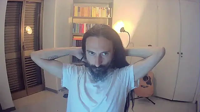Snapshot of Mrkurt86 chatting on October 2025 05:19:02 PM Mrkurt86 online show from October 2025 05:19:02 PM