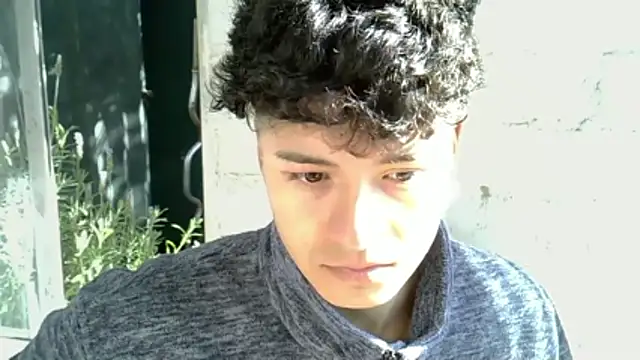 Snapshot of feeelipe2007 chatting on May 2026 01:49:01 PM feeelipe2007 online show from May 2026 01:49:01 PM