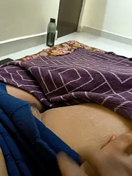 Snapshot of desisanaye_69 chatting on October 2025 07:37:02 PM desisanaye 69 online show from October 2025 07:37:02 PM