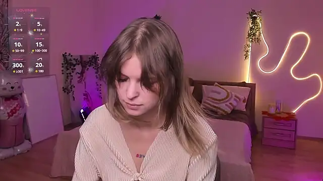 Lisa Blossom online show from July 2026 06:06:02 AM