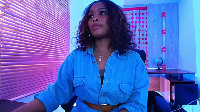 ArianaBeake online show from January 2026 10:45:01 PM