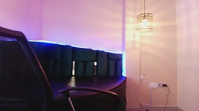 Snapshot of _Emily_rosee_ chatting on November 2025 11:33:02 AM Emily rosee online show from November 2025 11:33:02 AM