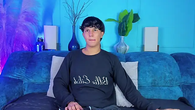 Leo Savage  online show from January 2026 02:26:01 AM