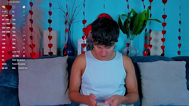 Leo Savage  online show from February 2026 03:46:01 AM