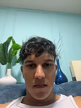 Leo Savage  online show from April 2026 03:48:01 AM