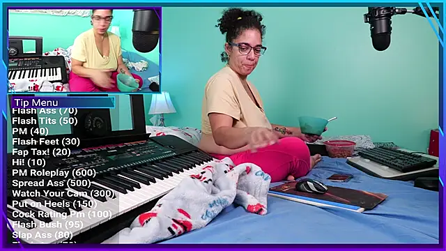 Snapshot of nsfwismorefun chatting on November 2025 05:46:02 PM nsfwismorefun online show from November 2025 05:46:02 PM